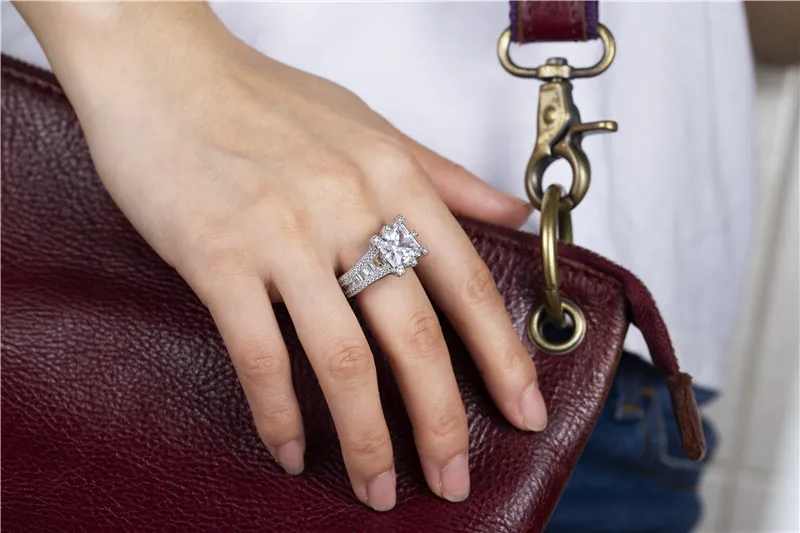 Роскошное женское квадратное обручальное кольцо 4ct SONA с бриллиантами и имитацией