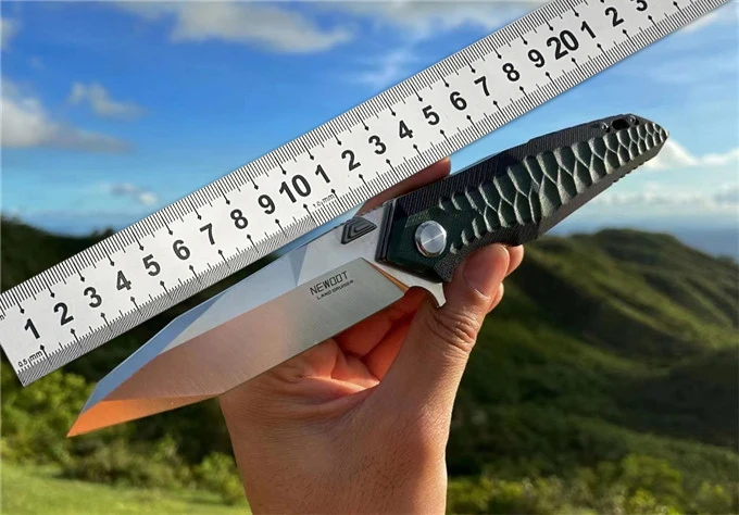 

New Folding Knife Special Forces Outdoor Camping Hunting Tactics Self-Defense High Hardness Practical Tool Rock Climbing Edc