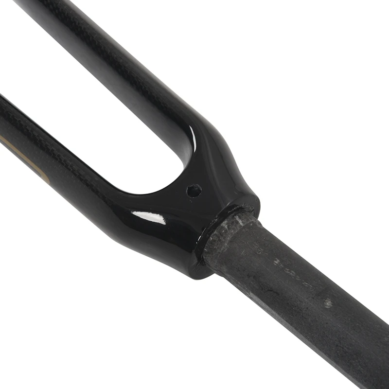 

2 Pcs Full Carbon Road Bicycle Front Fork / Dead Flying Bicycle Front Fork 3K Shiny Red & Matt Black
