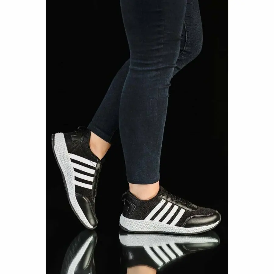 

Unisex Sneakers Muggo Svt18 Unisex Sneaker Shoes