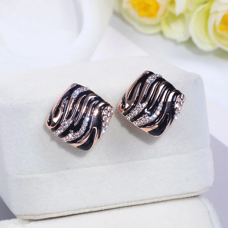 Женские простые квадратные серьги гвоздики с кристаллами роскошные сверкающие