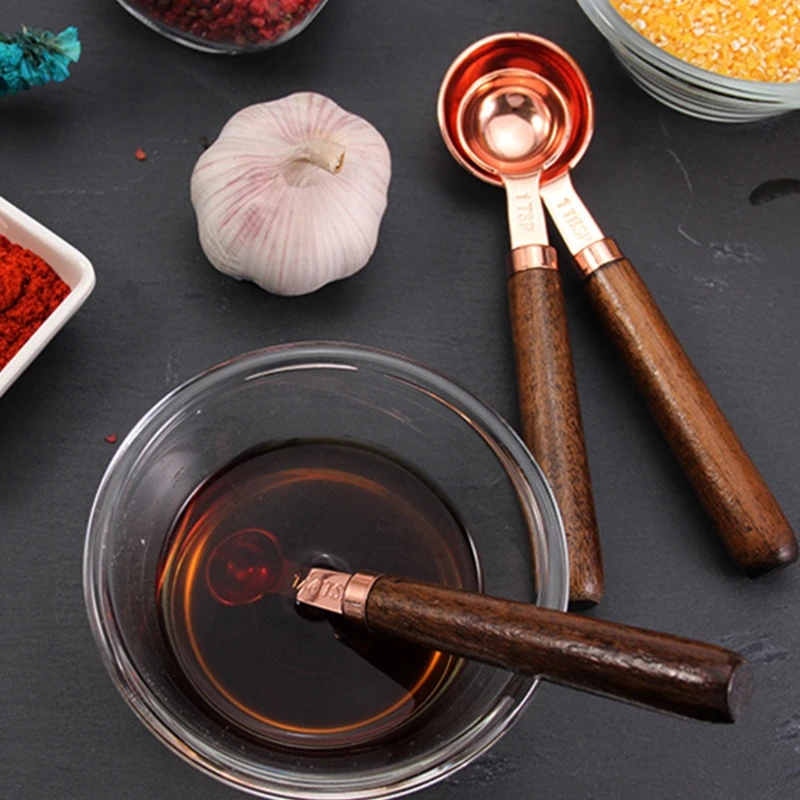 

4 Pcs Multi-size Kitchen Measuring Spoon Durable Practical Wooden Handle Baking D0LD
