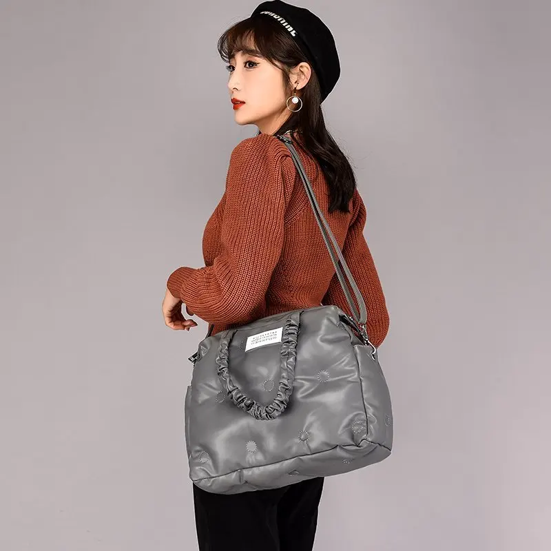 

OLSITTI Shoulder Bags for Women 2021 Winter New Casual Cotton Bags Ladies Crossbody Bags Fashion Tote Bolsas Sac A Main