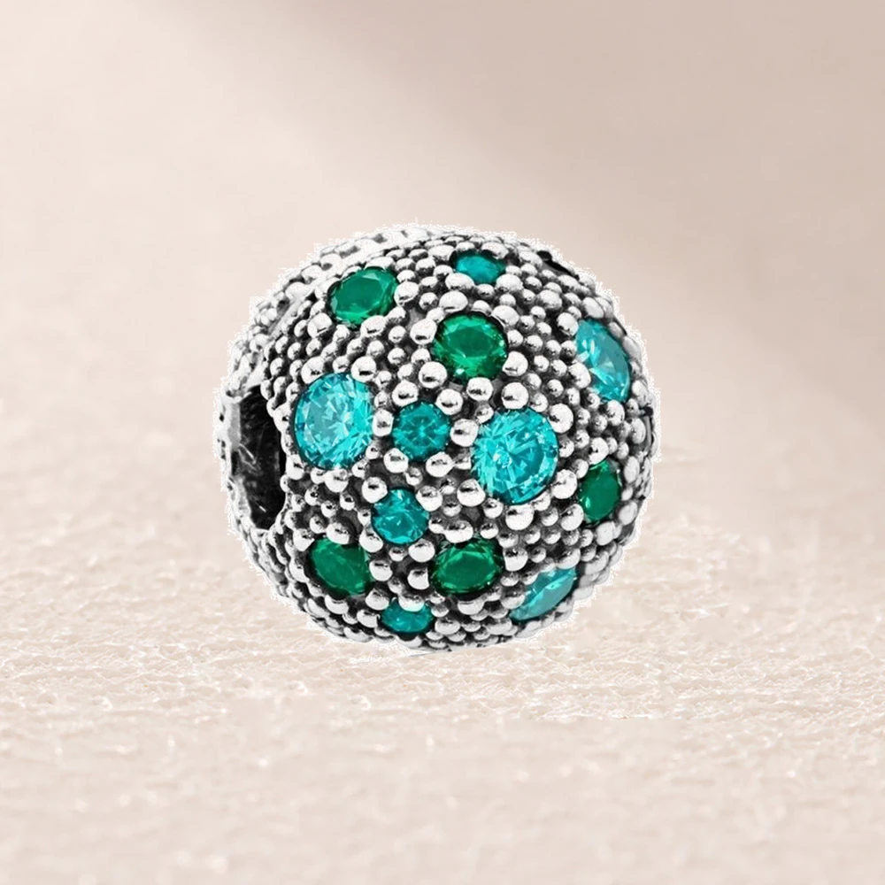 

791286MCZMX Charm Green Cosmic Stars Fixed Clip