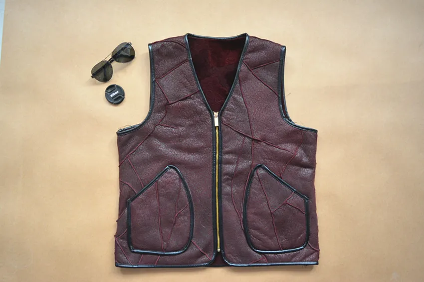 Мужской жилет из натуральной овечьей кожи бархата и меха в одной панели зимняя