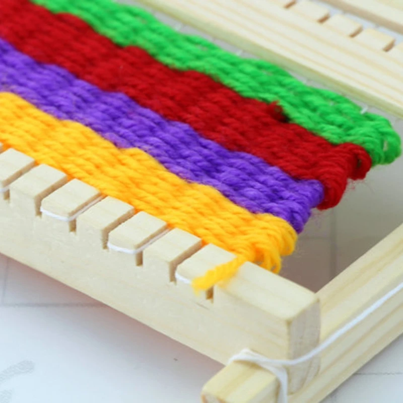 

Child DIY Wooden Handloom Developmental Toy Yarn Weaving Knitting Shuttle Loom