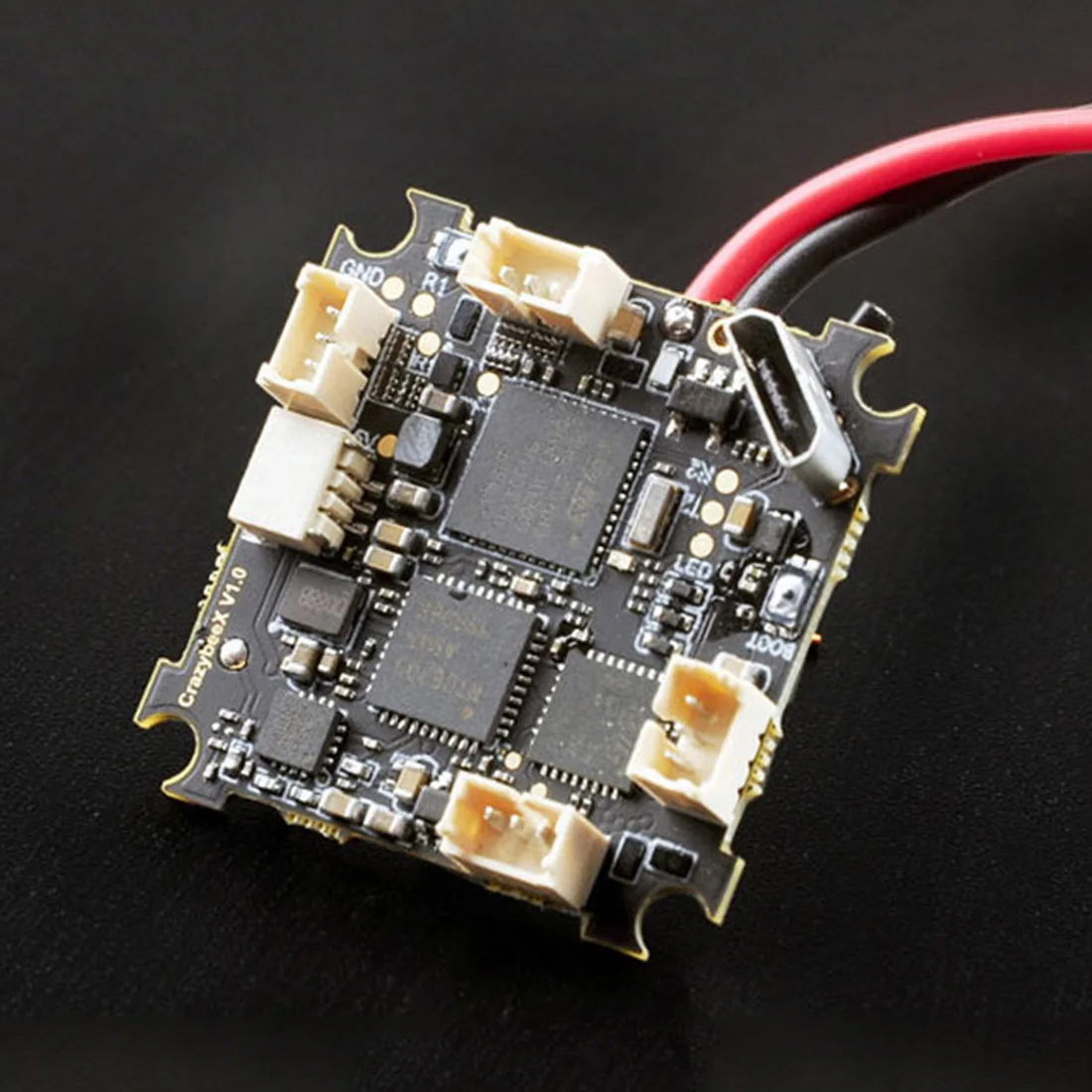 

Happymodel CrazybeeX V1.0 F4 AIO 1-2S OSD 5A BLheli_S ESC 40CH 25mW VTX Frsky D8/D16 Receiver for RC FPV Racing Tinywhoops