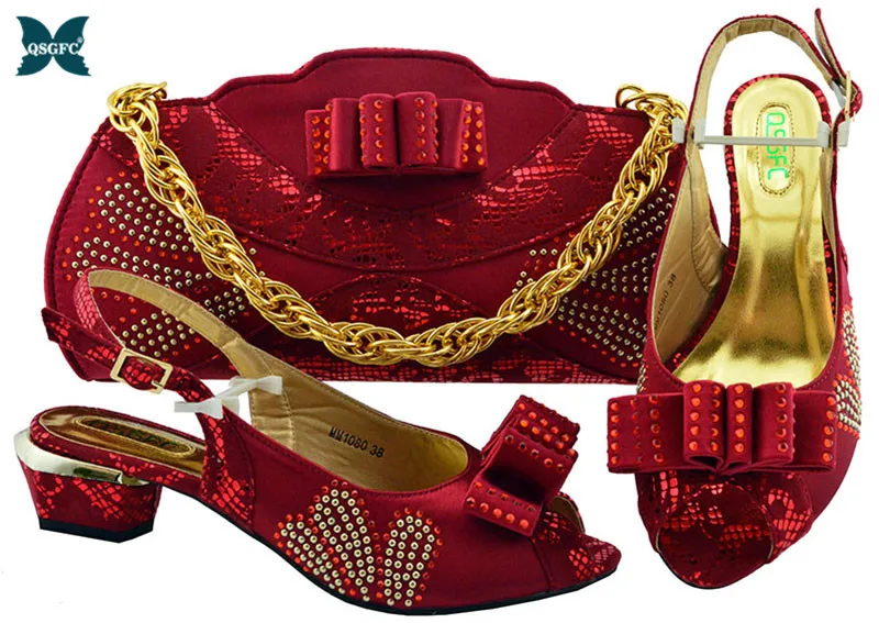 Новое поступление 2020 Высококачественная женская обувь красного цвета