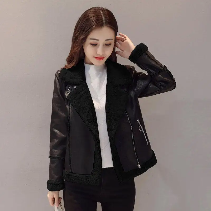 Women 2021 Winter Fashion Thick Warm Fur Faux Leather Jacket Coat Female Vintage Long Sleeve Casual Outerwear Chic Tops Y384