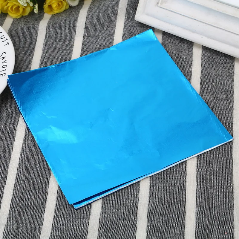 Dozzlor 100 шт 8x8 см DIY еда алюминиевая фольга для шоколада конфеты упаковка 10 цветов День рождения обертка фольги бумажная наклейка