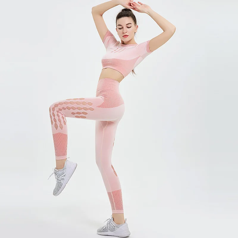 

Женский бесшовный комплект для йоги из 2 предметов, спортивный костюм, одежда для тренировок, топ с коротким рукавом, леггинсы с высокой тали...