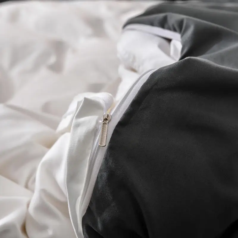 Комплект постельного белья из хлопка двуспальный комплект белого и серого цвета