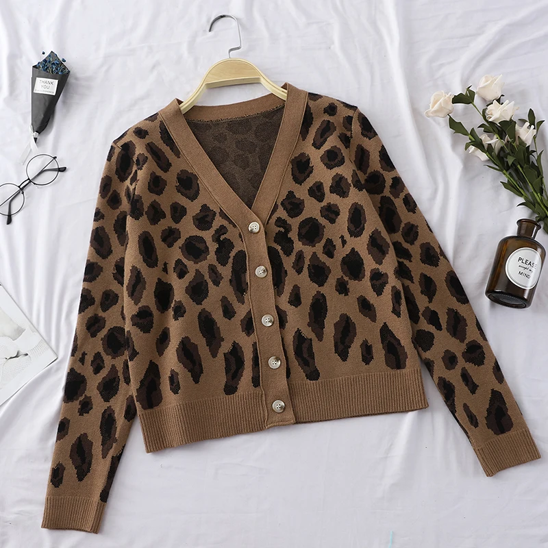 

2021 New Spring autumn female knit cardigan sweater short coat V-Neck Long sleeve leopard knitted jacket female cc1335