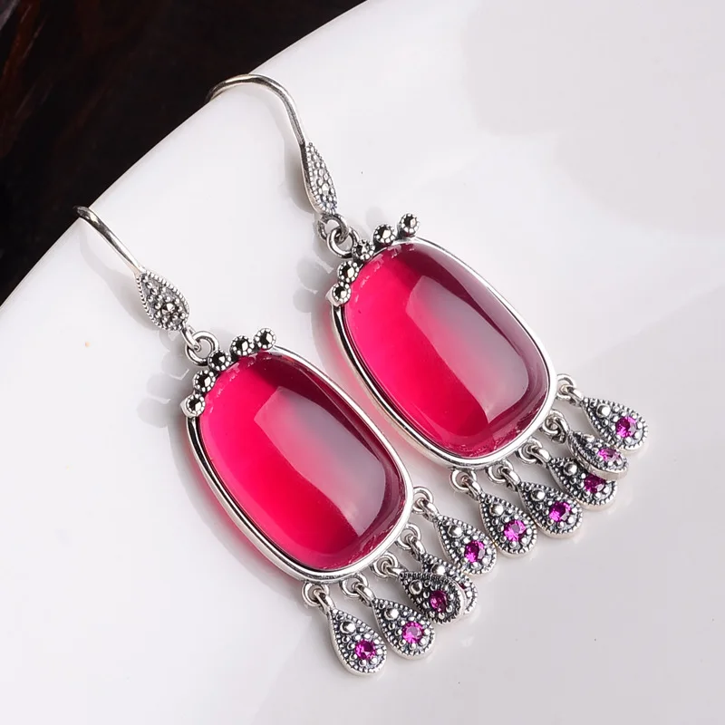 Женские серебряные серьги S925 пробы с красным корундом зеленым агатом синим