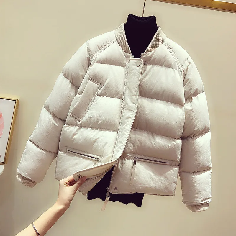 Женская утепленная парка с воротником стойкой короткая стеганая куртка в