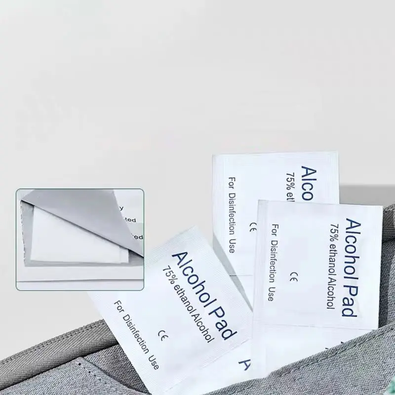 

100Pcs 6x6cm Disposable Disinfection Wipes 75% Alcohol Pads Antiseptic Cleansing