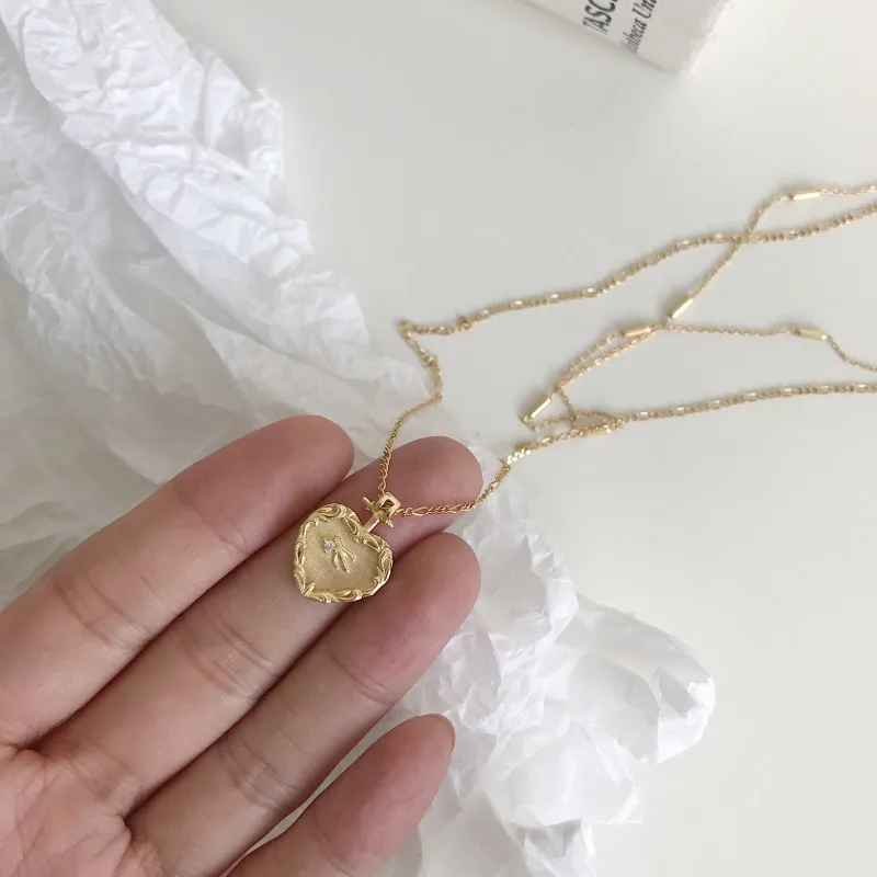 

Цепочка женская из серебра 925 пробы, с кулоном из 18-каратного золота, в форме сердца
