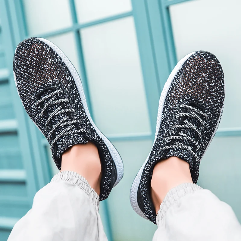 

Summer Men Sneakers Breathable Lucency Mesh Casual Running Shoes Light Sports Outdoor Sport Fashion Comfortable for Men
