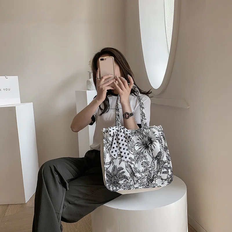 

2021 New Fashion All-match Large-capacity Tote Bag Canvas Embroidery Portable Diagonal One-shoulder Ladies Shopping Bag Sac Luxe