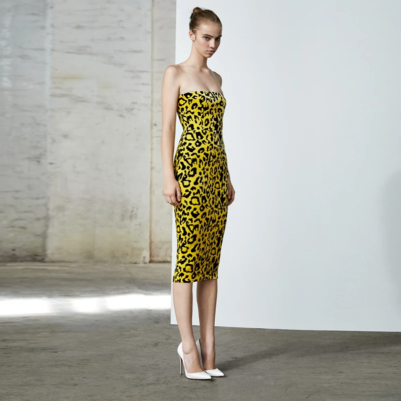 2019 Новая коллекция модных шоу-стиля сексуальное леопардовое вельветовое платье