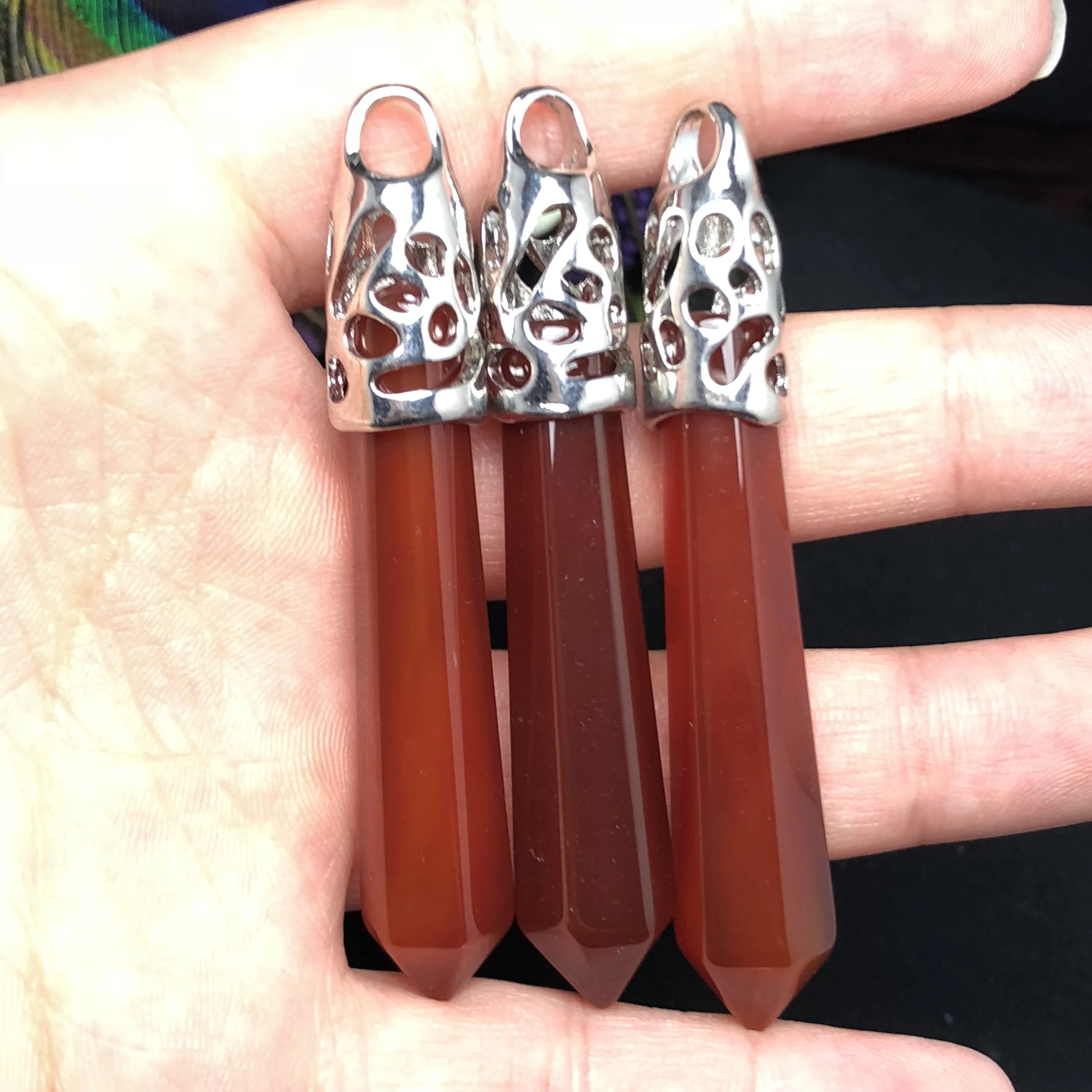 1 шт. Натуральная красная яшма кристалл кулон красивое украшение мужчины и