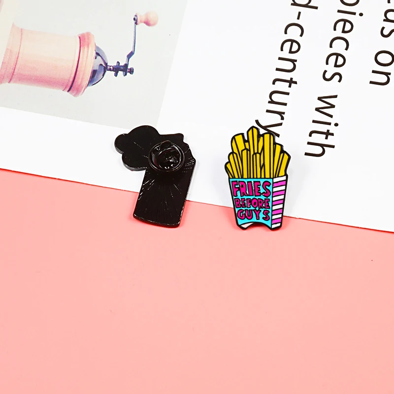 Креативные эмалированные заколки брошь в форме картошки фри с голубым