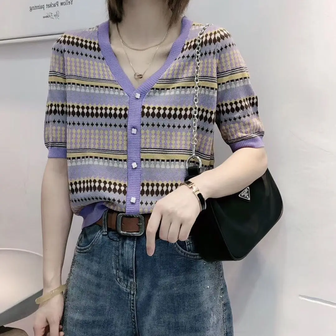 

2021 summer new v-neck fashion foreign style color matching sweater women Joker short sleeve cardigan top thin