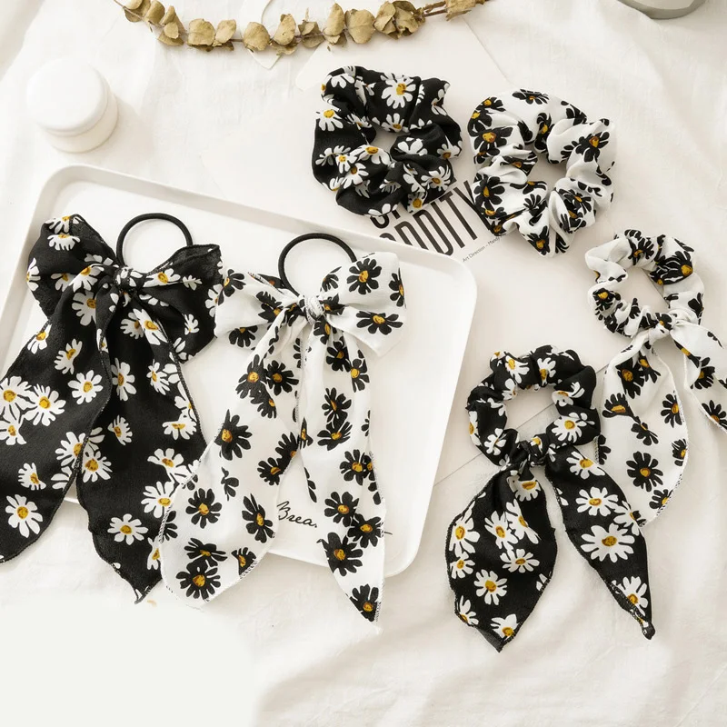 

Small Daisy Scrunchies Women Elastic Hair Tie Bands Girl Headwear Cute Ponytail Holder Hair Accessories Hair Ropes Ribbon Bands