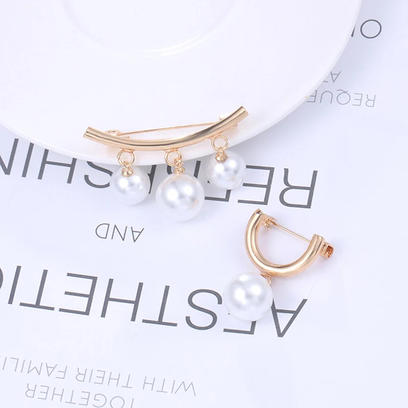 

JUJIE Korean Style Shirt Coat Lady Brooch Corsage Pin Imitation Pearls Pendant Brooches For Women Jewelry Accessories Wholesale