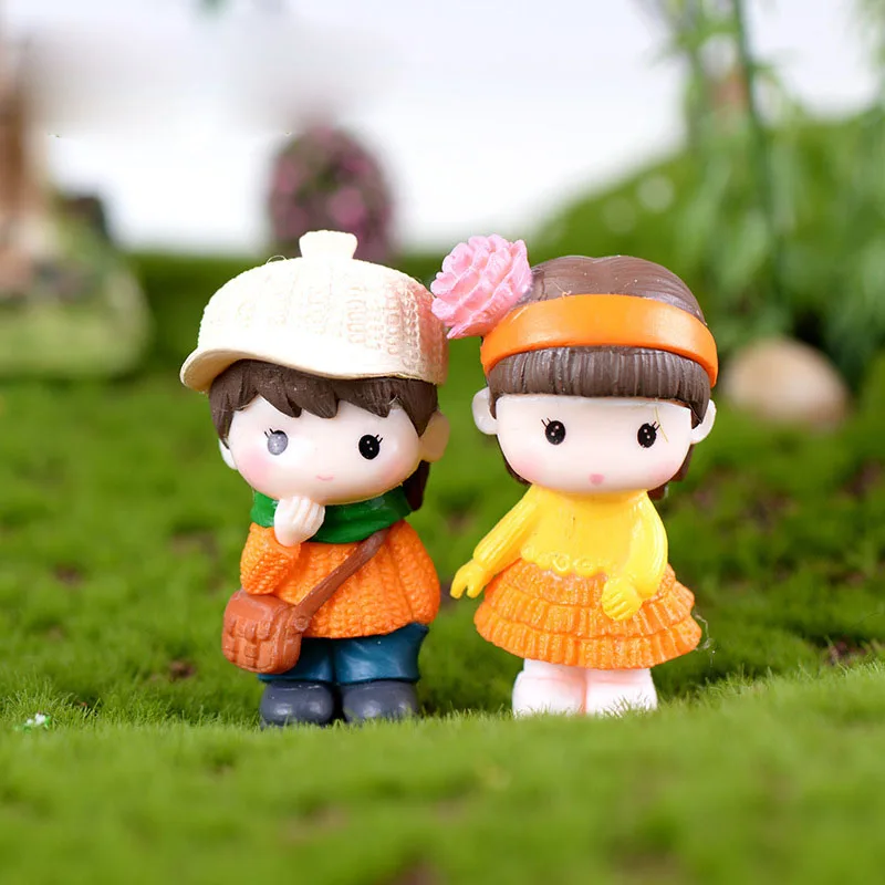 

8pcs/lot Cute Lovers Couple Figurines Mini Resin DIY Miniature Craft Ornament Fairy Garden Decor Home Decoration Accessories