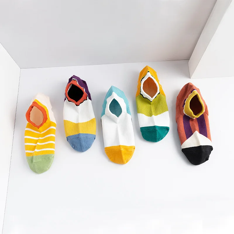 

Купите пять бесплатно один корейский парные милые носки японские кавайные носки Харадзюку подходящие цвета женские модные уличные носки с ...