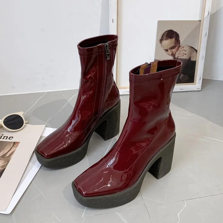 

MLJUESE 2021 women soft ankle boots Patent leather zippers boots winter short plush square toe high heels women boots
