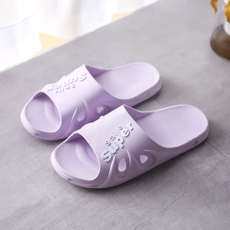 

2021 new slippers four seasons slippers for men and women