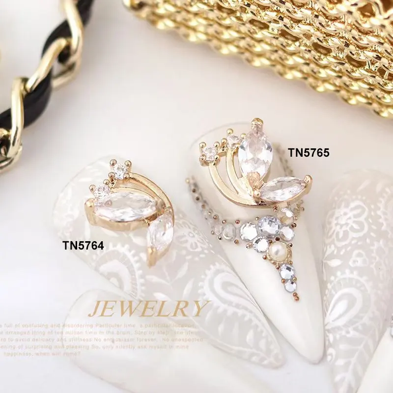 10 шт./Лот 3D Роскошные бабочки сплав дизайн ногтей циркониевые кристаллы металлические маникюрные ногти аксессуары Принадлежности украшения Подвески TN5764