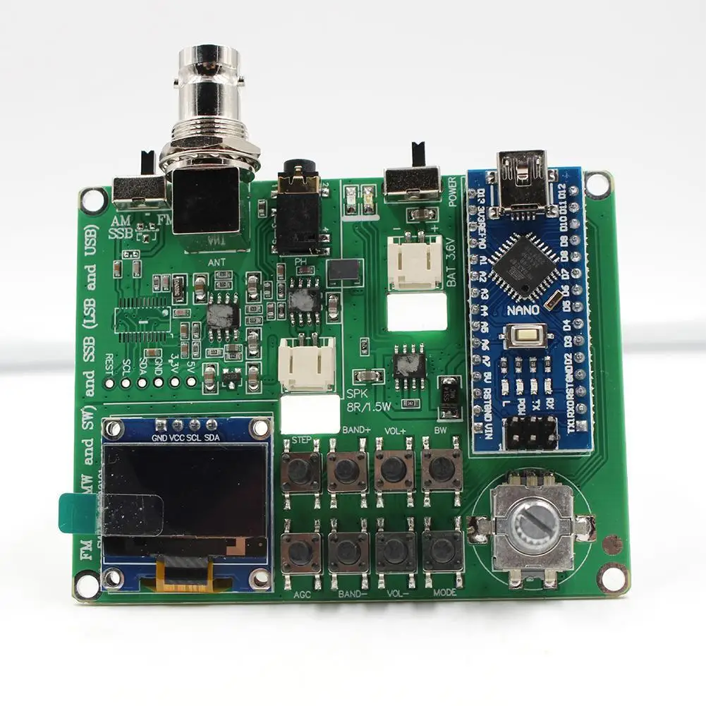 

Full-band Radio Receiver Supports FM AM SSB Supports Antenna Headset D7C5