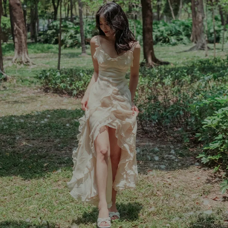 

DEAT 2021 New Women Fashion Sexy Apricot V-neck Strap Patchwork Ruffles Asymmetrical Split High Waist Dress Summer Autumn 7E3249