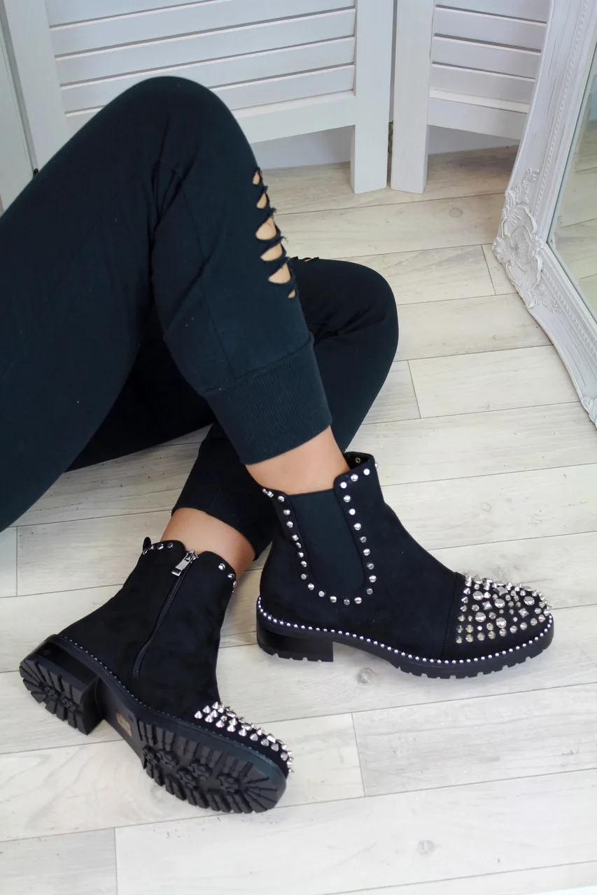 

2019 new rivet heavy women's boots fashion short boots women's 43