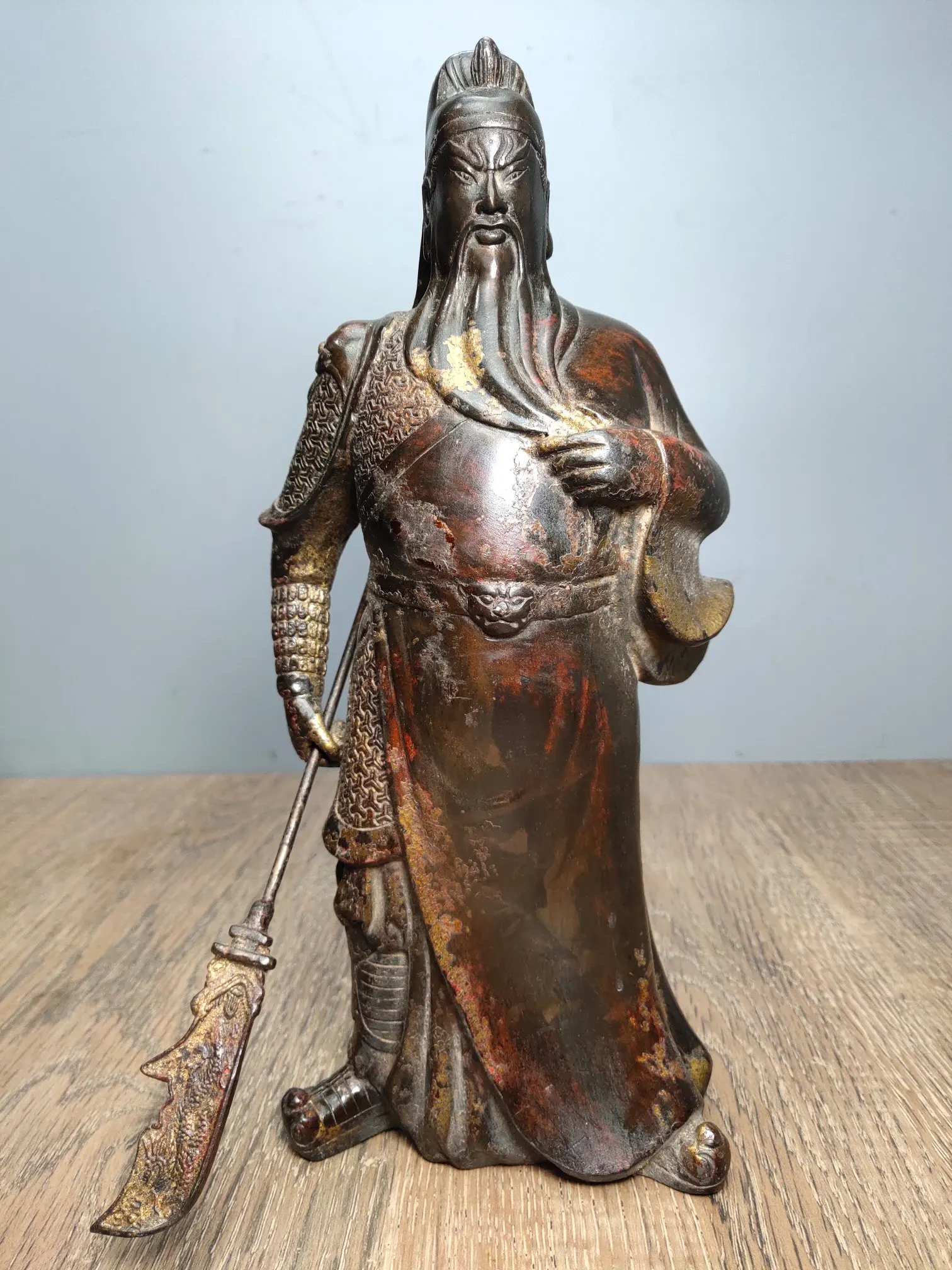 

11"Tibet Buddhism Old Bronze Lacquer Cinnabar Guan Erye Wu Cai Shen Guan Gong Statue Take Qinglong Yanyue Sword statue