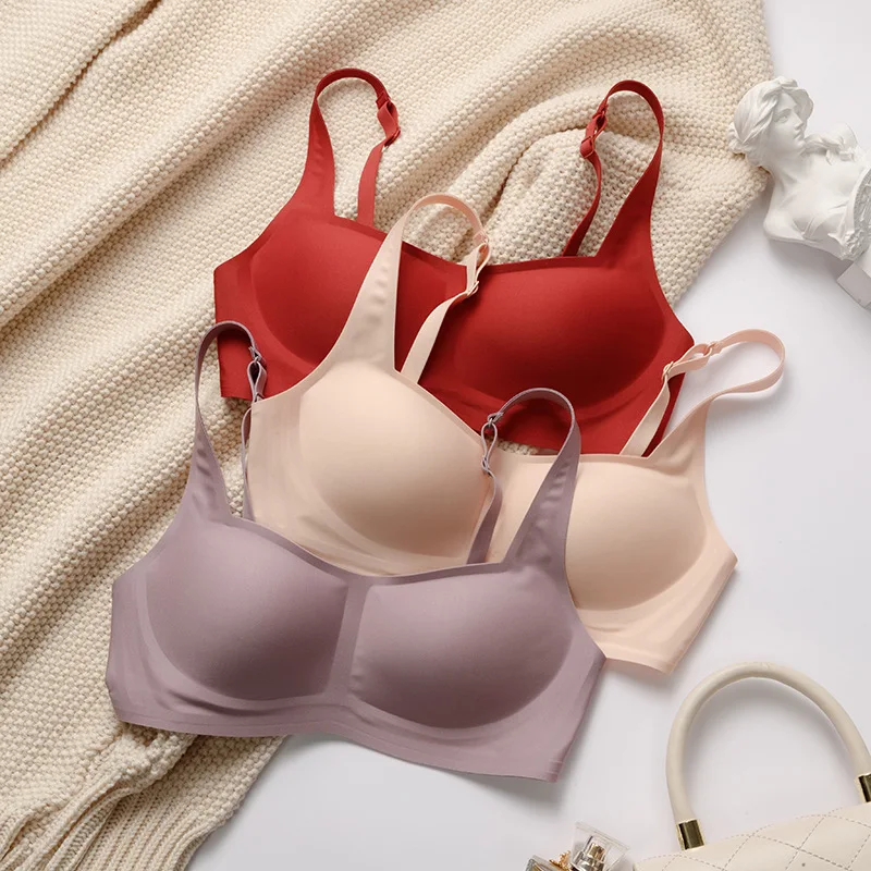 

Non-marking glossy one-piece erotic lingerie lightweight breathable inserts big breasts jelly bars sports latex bra one-piece