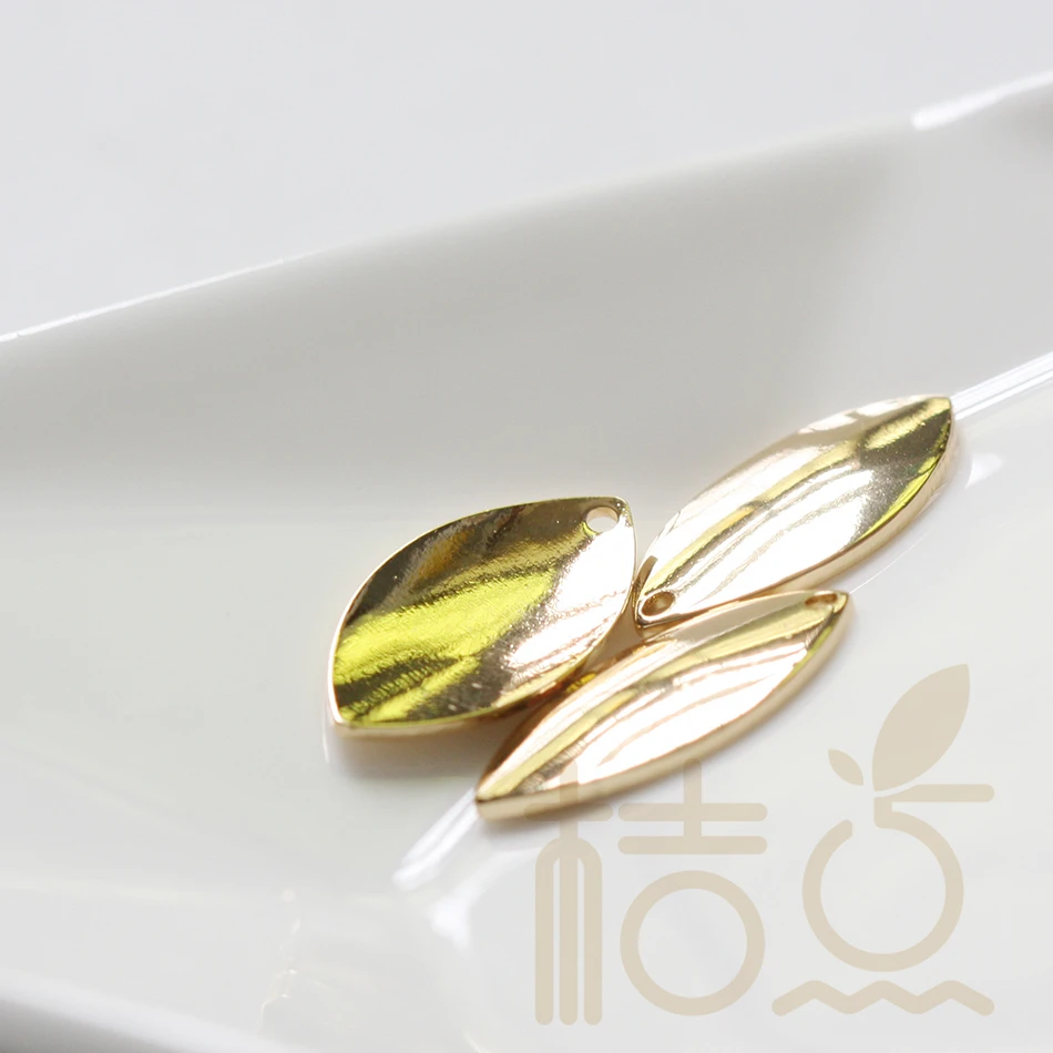 Твердая латунь Шарм изогнутые овальные 18x9 7 мм (4190C)|Шармы| |