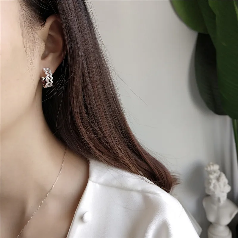 RUIYI 925 Sterling Silver Women Super Mini Wedding Earrings Fashion Girls Wavy Pattern Design AAA Zircon Setting Stud | Украшения и