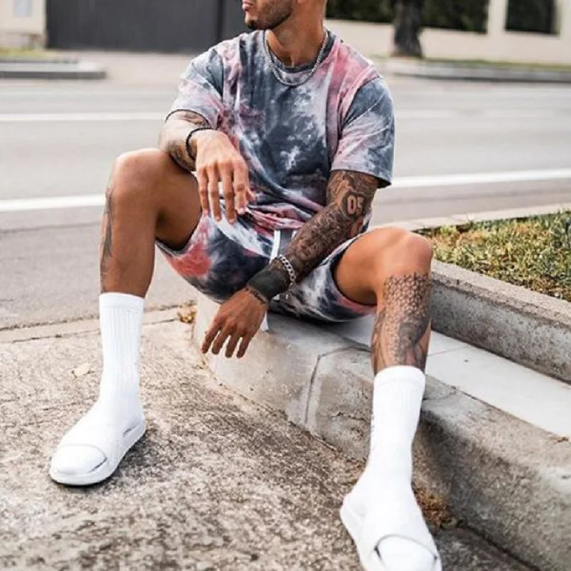 

2021 Men's T-Shirts Shorts Suits Men's Summer Casual Short-Sleeved Tops Pants Suits New Sports Running Suits Streetwear Tops