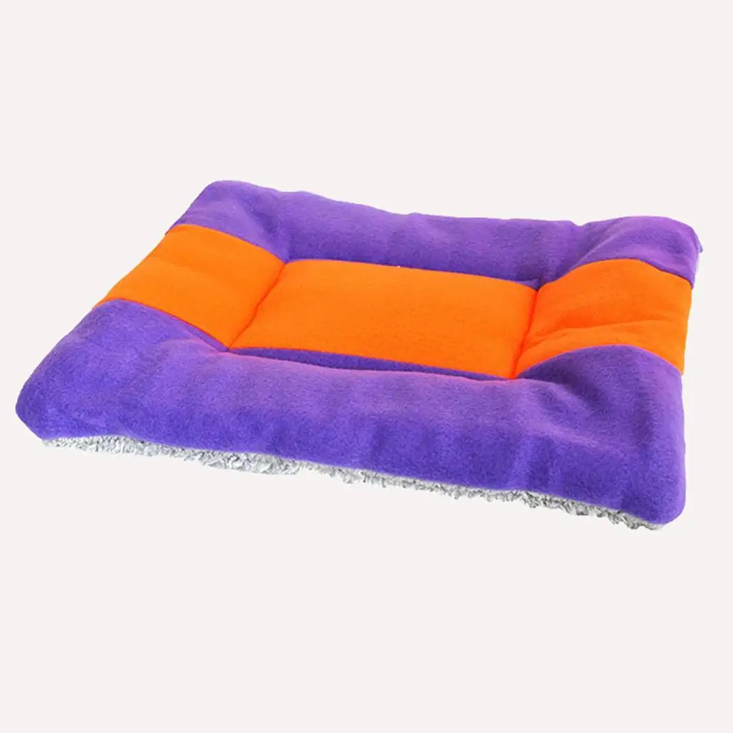 Одеяло для щенка мягкое практичное квадратная форма пэчворк зимнее сохраняющее