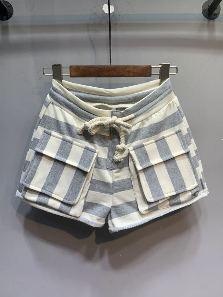 

Casual Women's Striped Sports Shorts 2021 Summer New Comfort Thin Big Pockets Stripes High Waited Beach Wide Leg Hot Pants