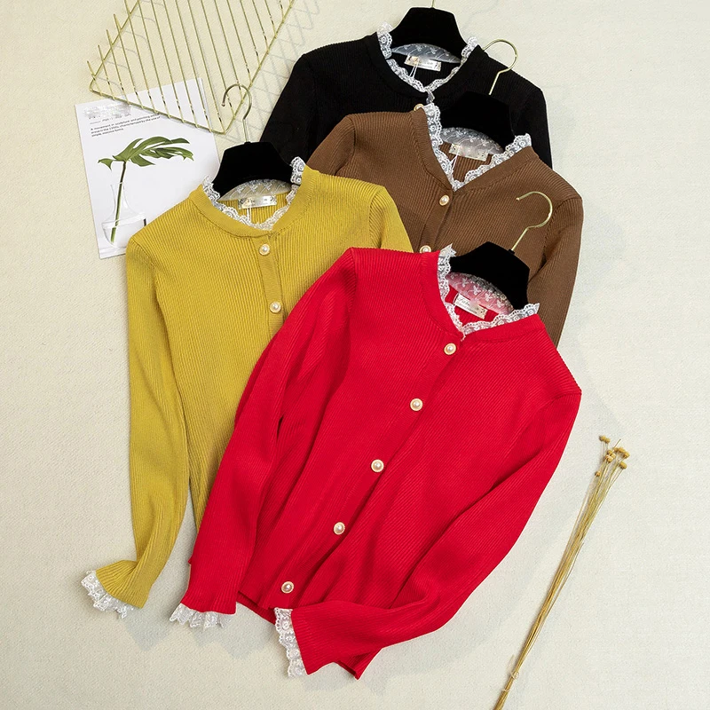 Женский кружевной кардиган свитер с v-образным вырезом и жемчужными пуговицами