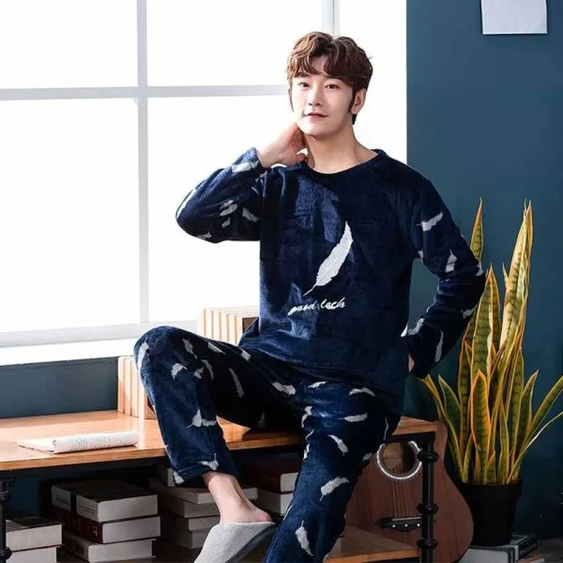 

Winter New Men Long Sleeve Flannel Pajamas Set Round Neck Feather Pattern Thick Coral Velvet Sleep Wear Male Warm Pyjamas Set