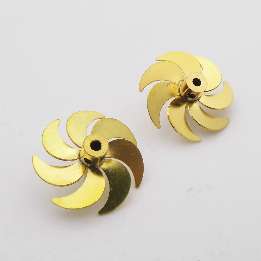 медный пропеллер с 7 лопастям