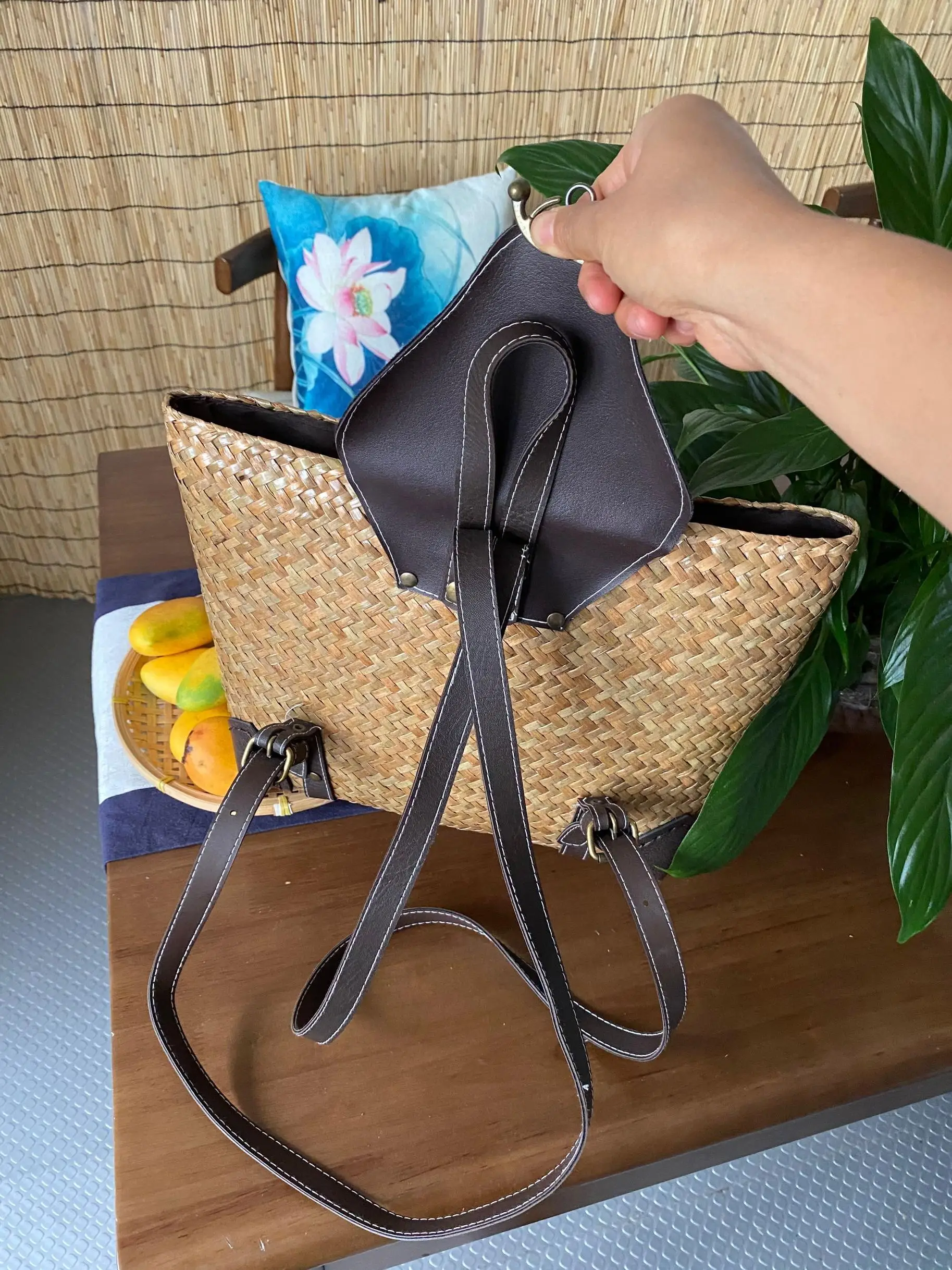 

Thailand Straw Rattan Woven Bag a6104