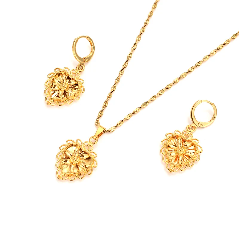 Набор золотых серег в романтическом стиле|Ювелирные наборы| |