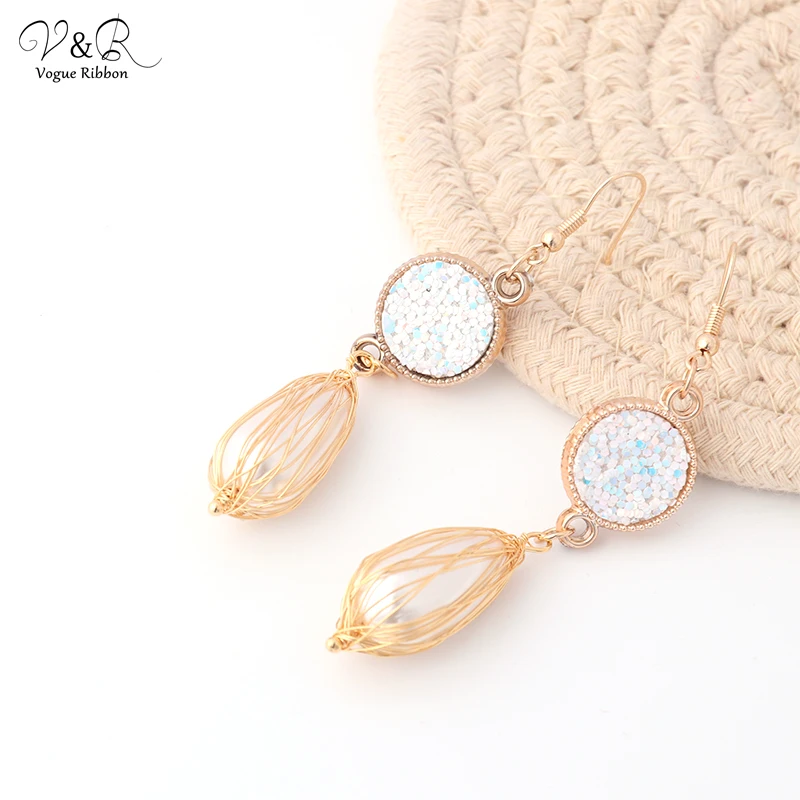 Серьги-Крючки ручной работы с жемчугом украшенные проволокой/искусственными